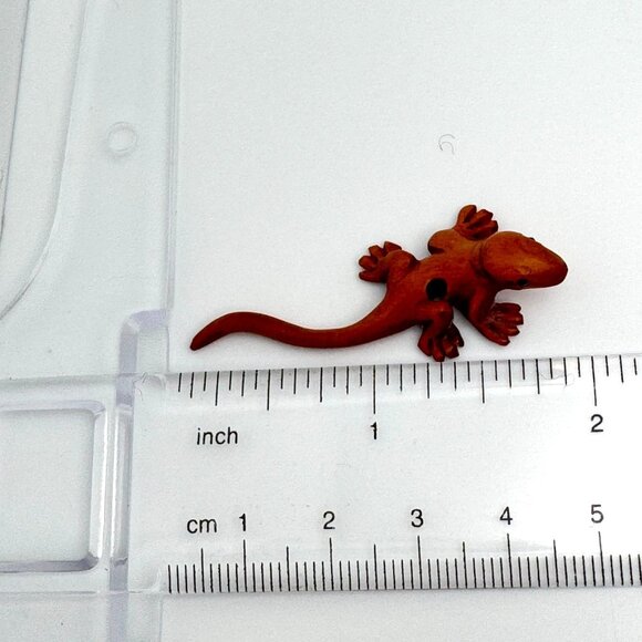 Ojime Bead Netsuke Lizard Gecko Hand-Carved Boxwood  Signed Figurine - Picture 2 of 10